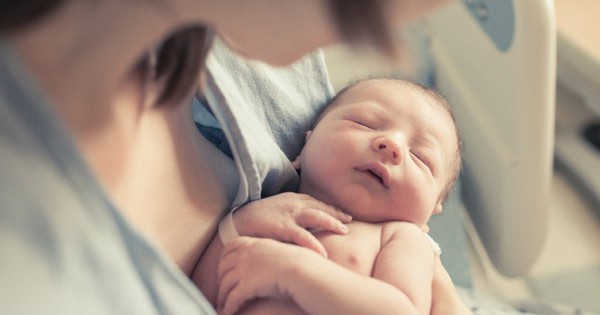 Postpartum Timeline: What You Can Do When After Giving Birth