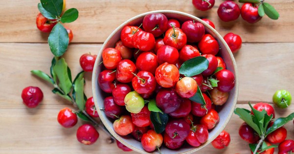 Ăn sơ ri có tốt không? 5 lợi ích vàng của quả sơ ri đối với sức khoẻ