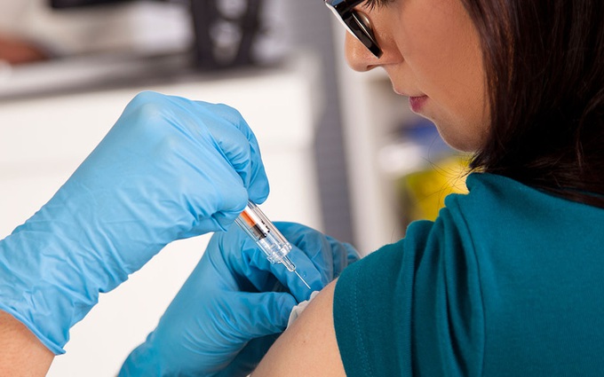 Vaccine ngừa cúm có tác dụng trong bao lâu? Khi nào nên tiêm mũi nhắc lại?