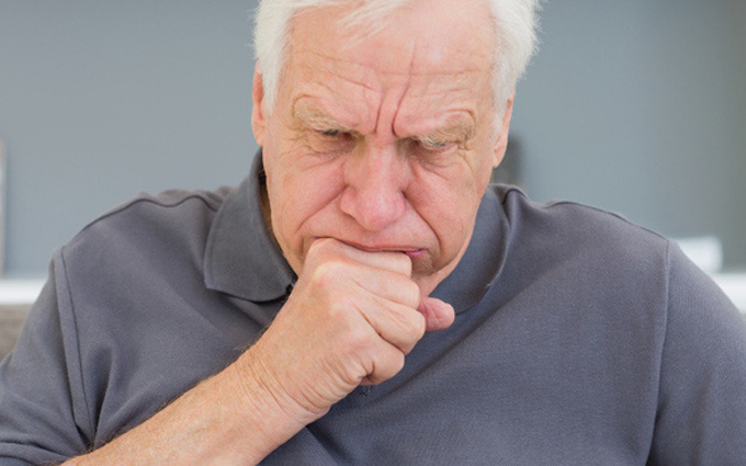 Độ tuổi có thể khởi phát COPD là bao nhiêu? Người trẻ có nguy cơ mắc bệnh hay không?