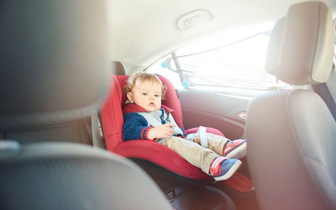 Bỏ quên con trong xe hơi: Đừng chủ quan, đó là một hội chứng cha mẹ nào cũng có thể mắc phải