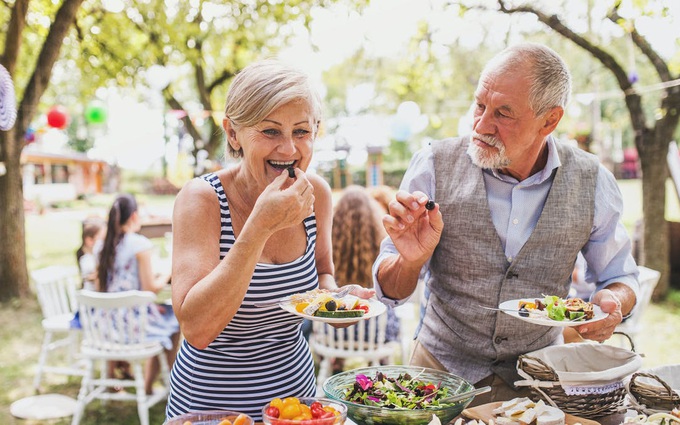 Ăn nhiều thực phẩm giàu chất chống oxy hóa giúp ngăn ngừa bệnh Alzheimer