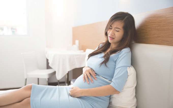 Nguyên nhân nào gây ra hiện tượng đau bụng khi mang thai?