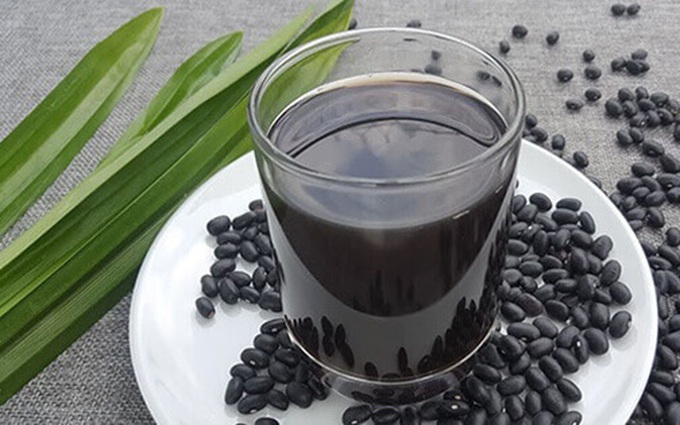Uống nước đậu đen có giúp trị mụn không?