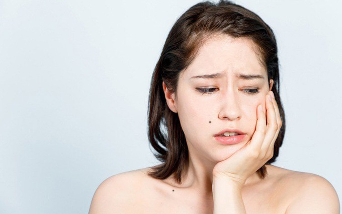Làm thế nào để hết đau răng vào ban đêm?