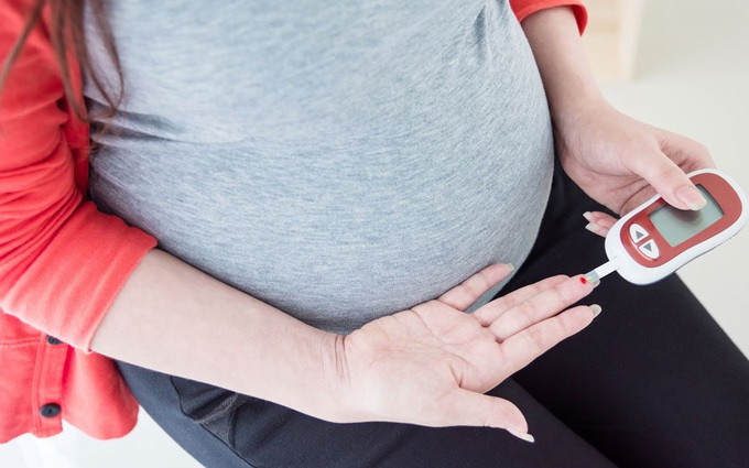 Tiểu đường thai kỳ là gì? Ảnh hưởng đối với sức khoẻ mẹ và thai nhi như thế nào?