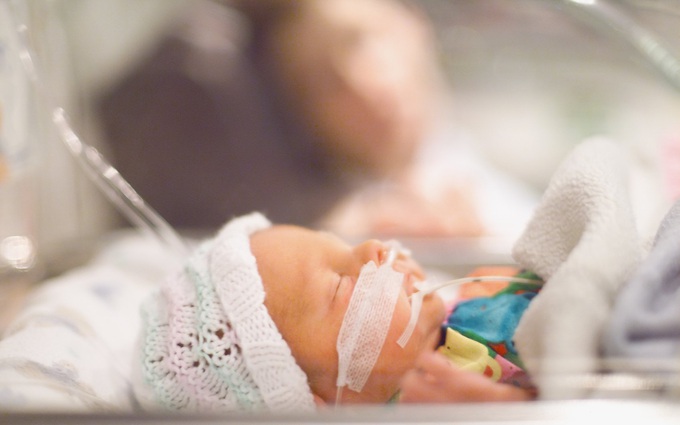 Dấu hiệu trẻ sơ sinh bị viêm phổi, hướng dẫn chăm sóc trẻ bị viêm phổi đúng cách