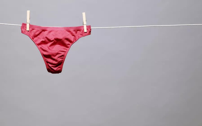 Tại sao phụ nữ lại thụt rửa âm đạo? Thụt rửa âm đạo có an toàn không?