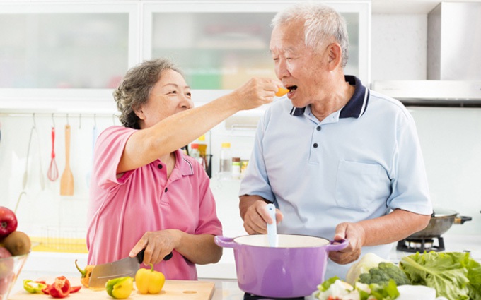 Lợi ích của việc ăn chay đối với người cao tuổi trong mùa dịch Covid-19