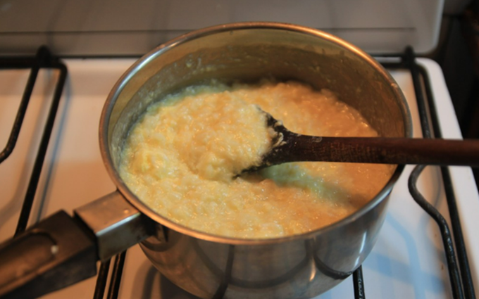 Cách nấu cháo trứng gà cho bé vừa dễ ăn lại bổ dưỡng
