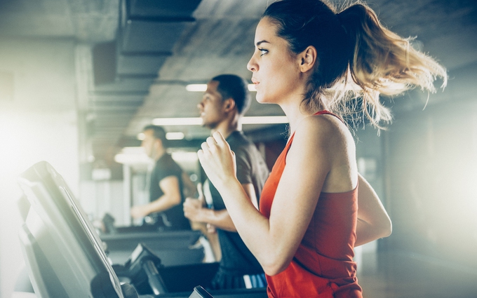 Tập thể dục trong khi nhịn ăn gián đoạn: Có lợi hay có hại?