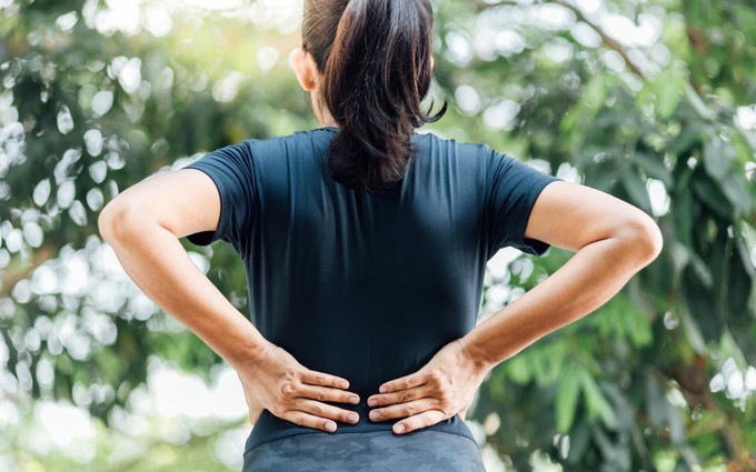 9 thay đổi giúp giảm nhẹ cơn đau lưng dưới lan xuống hông đơn giản tại nhà
