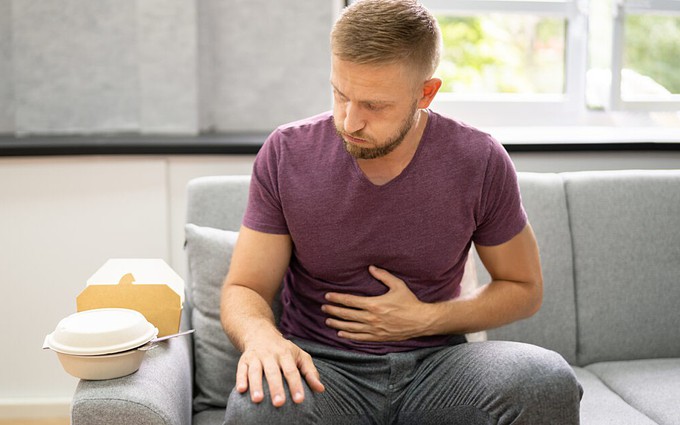 Nôn khan là biểu hiện của bệnh gì? Khi nào cần đi thăm khám bác sĩ?