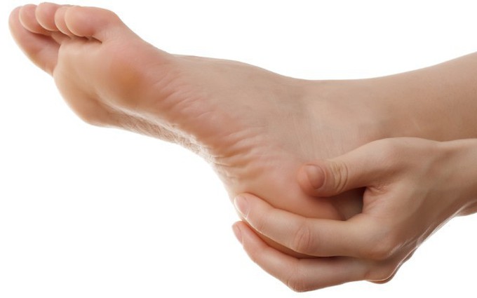 Cách nhận biết và phòng bệnh gai xương gót chân như thế nào?