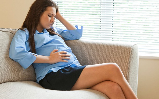 Cảnh báo nguy hiểm: Táo bón khi mang thai tháng đầu