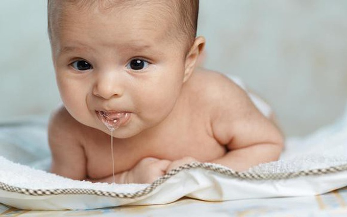 5 biến chứng nguy hiểm của bệnh trào ngược dạ dày thực quản ở trẻ em