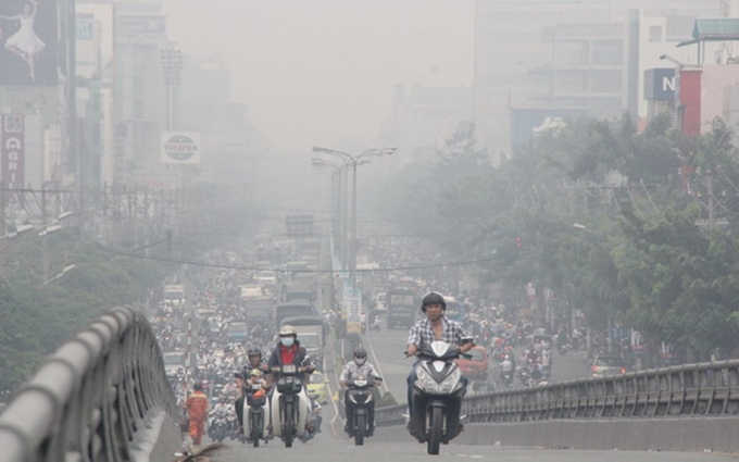 Hôm nay Hà Nội lập kỷ lục ô nhiễm nhất thế giới, người dân cần làm gì để phòng tránh?
