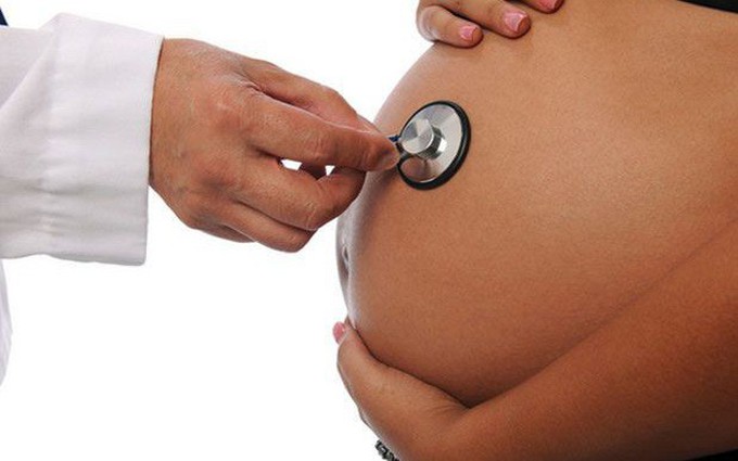 Phát hiện ung thư cổ tử cung khi mang thai nên xử lý như thế nào?
