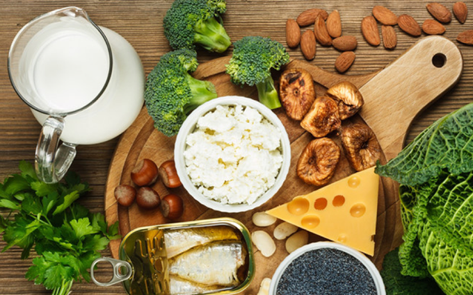 Dinh dưỡng cho người bị loãng xương: Những lưu ý trong chế độ ăn uống