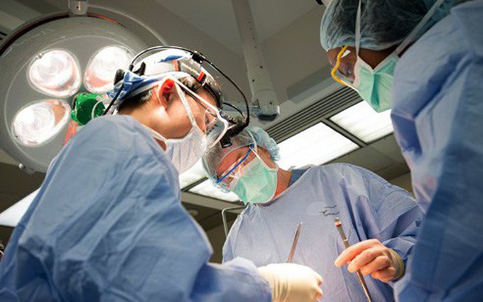 Các phương pháp phẫu thuật ung thư thanh quản (phần 1): nguyên tắc phẫu thuật và phẫu thuật cắt một phần thanh quản