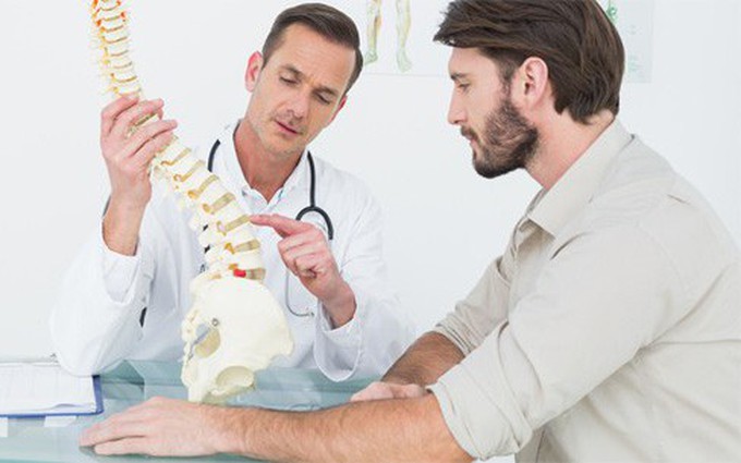 Khi nào cần điều trị đau lưng?
