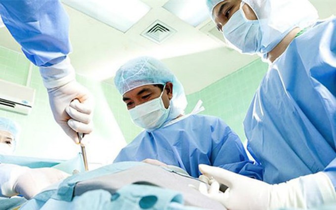Khi nào bệnh nhân được chỉ định phẫu thuật viêm khớp dạng thấp?