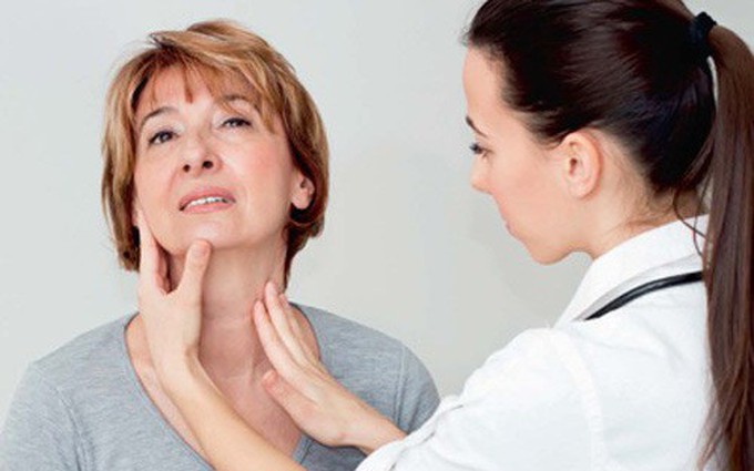 Cách hạn chế các tác dụng phụ của điều trị ung thư lưỡi