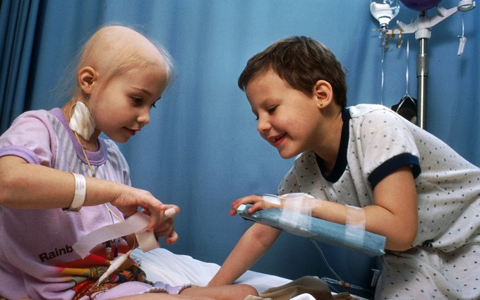 Bệnh ung thư máu ở trẻ em cần được chăm sóc như thế nào?