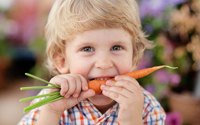 Tìm hiểu vai trò của vitamin A đối với sức khỏe và sự phát triển của trẻ nhỏ